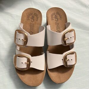 Fantasy Sandals Helena Women's Sz 37 Leather Buckle Wedge White
